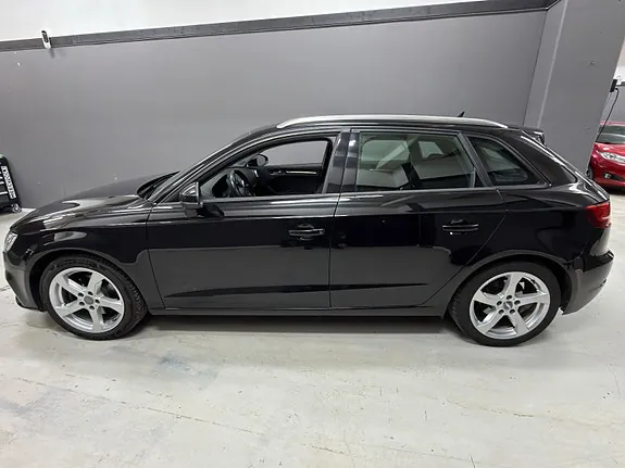 Audi A3 2017 photo 3