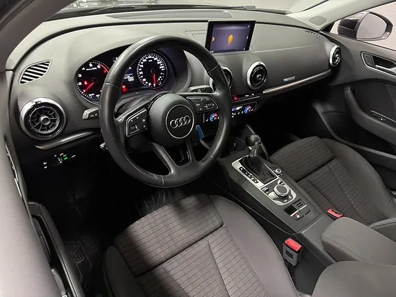 Audi A3 2017 photo 4
