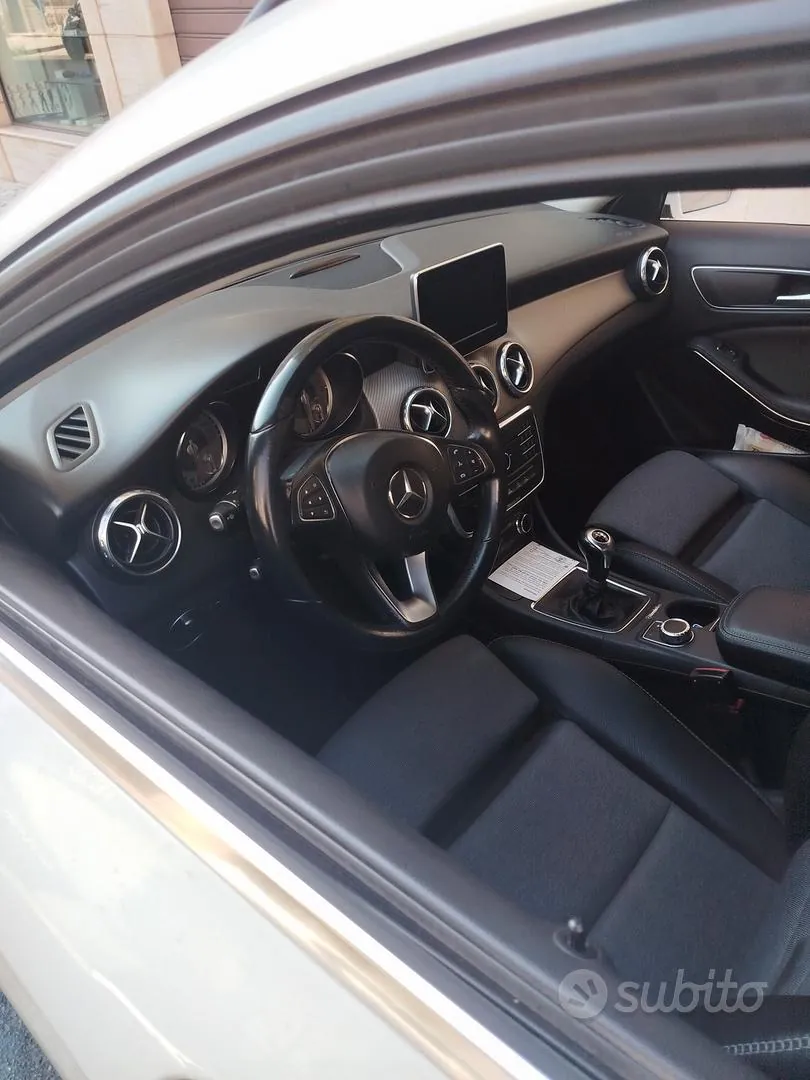 Mercedes-Benz Gla 2016 photo 3