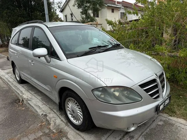 KG Mobility Stavic