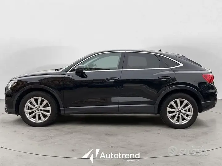 Audi Q3 2021 photo 5