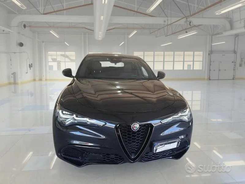Alfa Romeo Stelvio 2023 photo 2