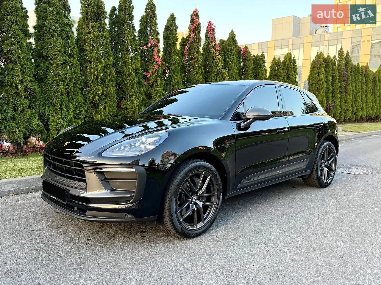 Porsche Macan 2022 photo 2