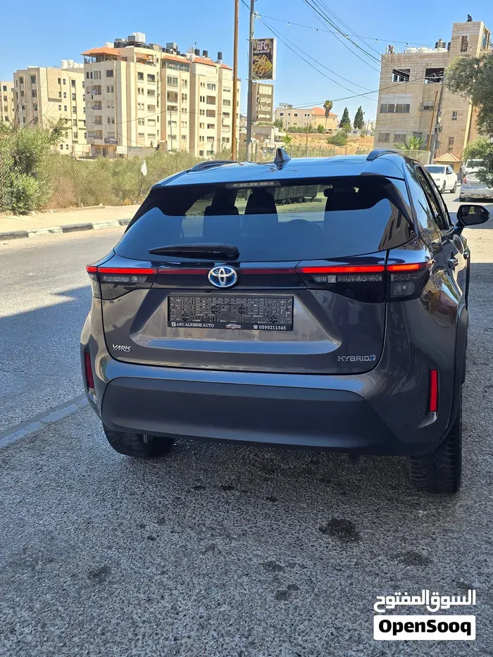 Toyota Yaris 2023 photo 3