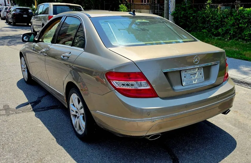 Mercedes-Benz C-Class 2009 photo 3