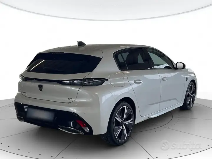 Peugeot 308 2023 photo 3