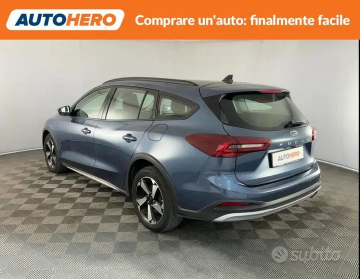 Ford Focus 2023 photo 4