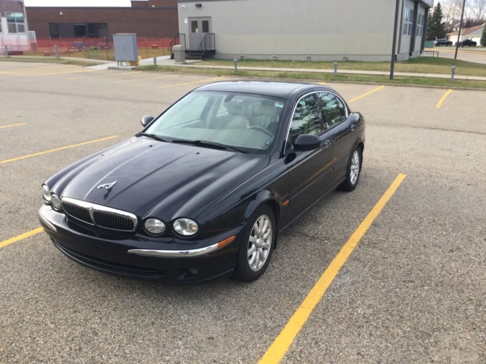 Jaguar X-Type