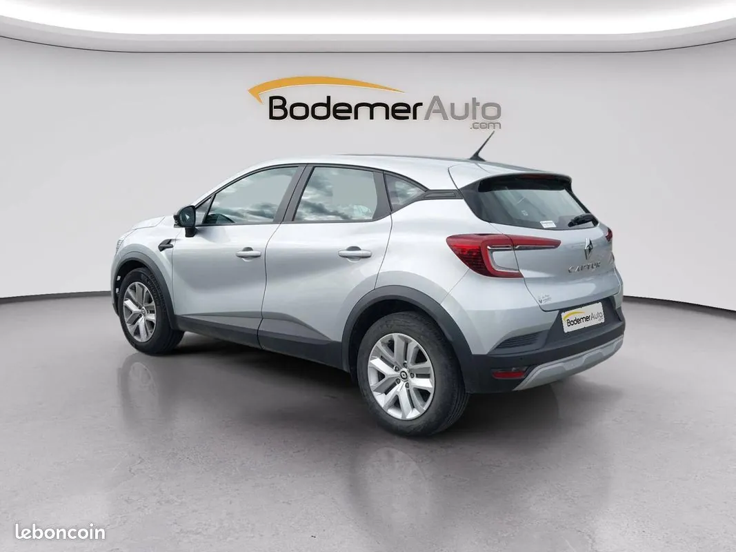 Renault Captur 2022 photo 3