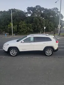 Jeep Cherokee 2018 photo 2
