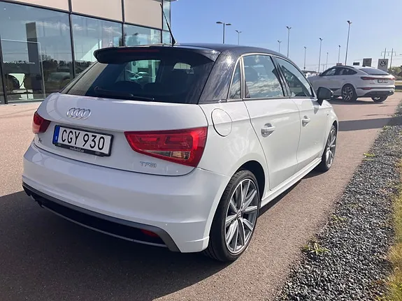 Audi A1 2013 photo 4
