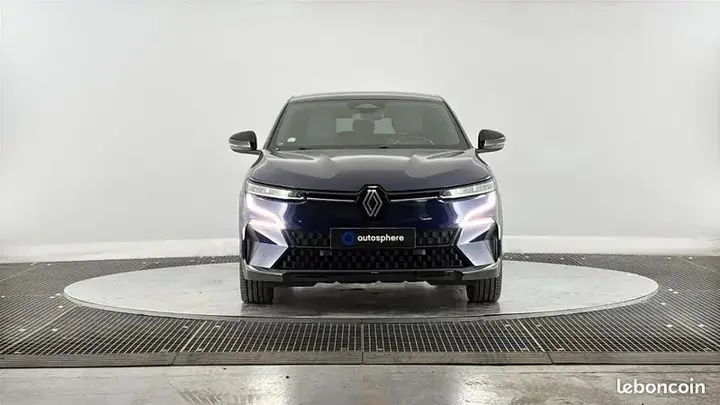 Renault Megane 2023 photo 2