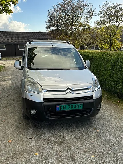 Citroen Berlingo 2011 photo 2