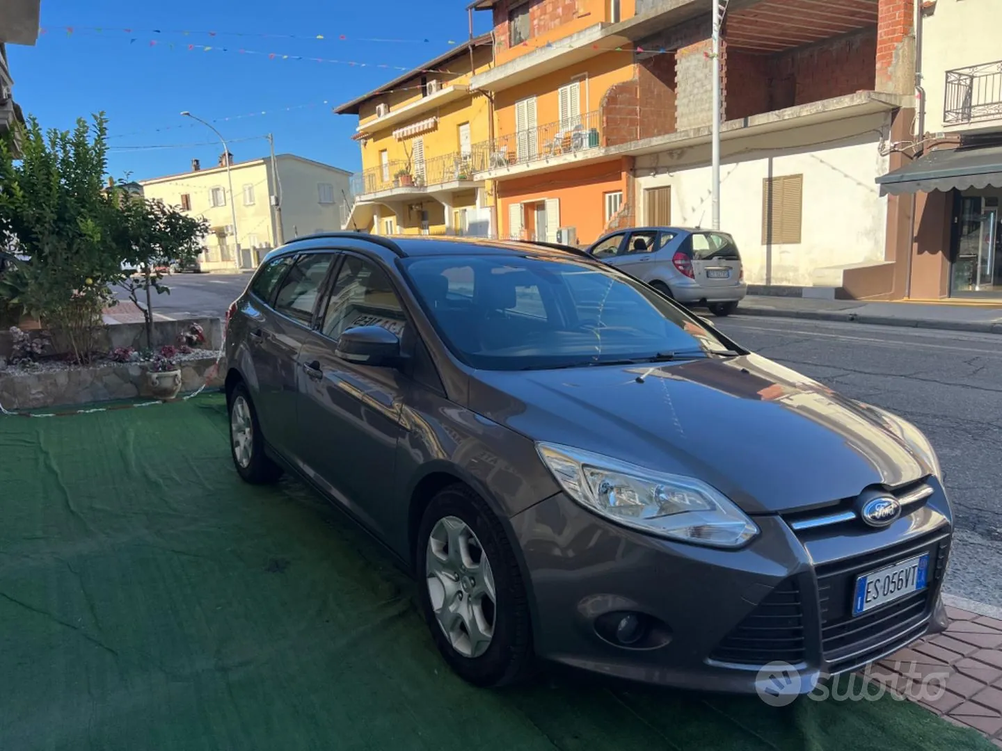 Ford Focus 2013 photo 2