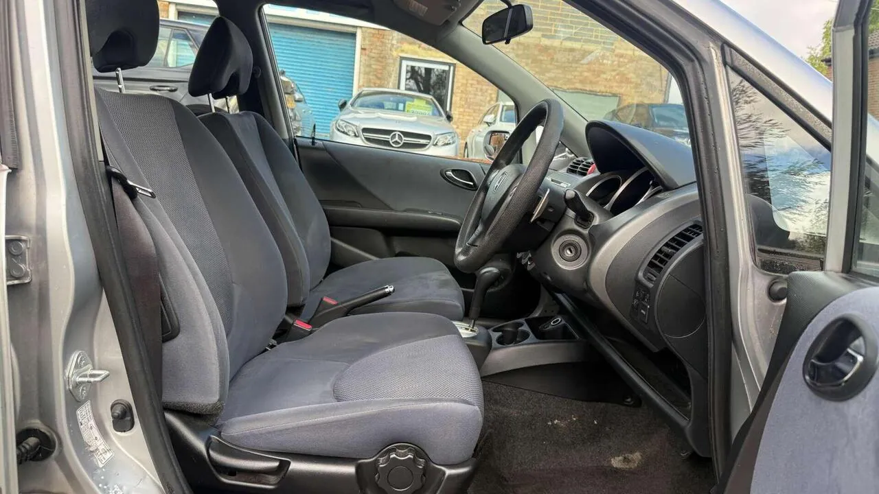 Honda Jazz 2006 photo 4