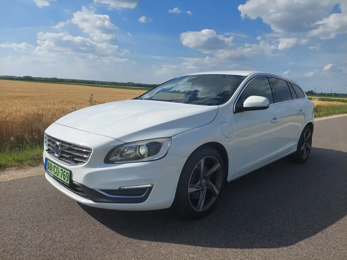 Volvo V60 2016 photo 3
