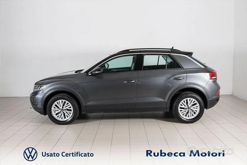Volkswagen T-Roc 2022 photo 3
