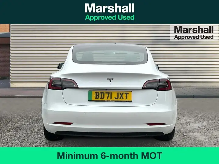 Tesla Model 3 2021 photo 4