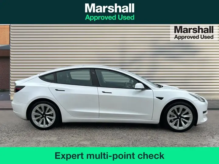 Tesla Model 3 2021 photo 2