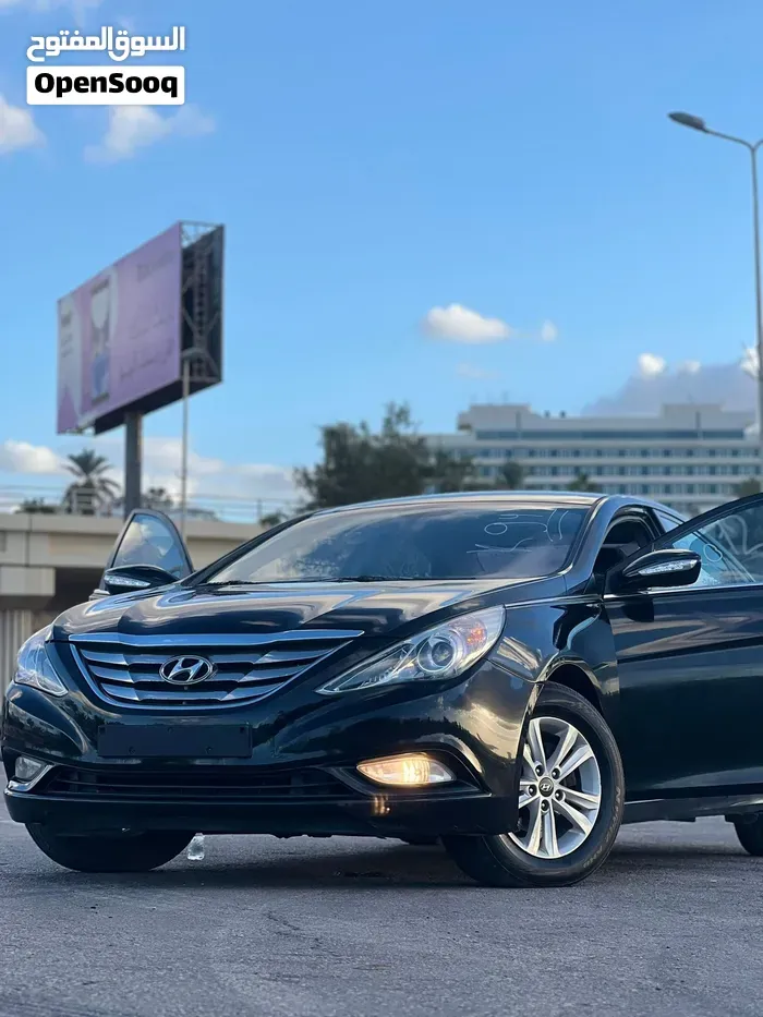 Hyundai Sonata 2012 photo 2