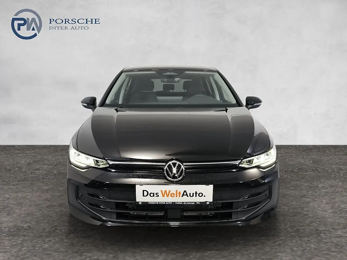Volkswagen Golf 2026 photo 2