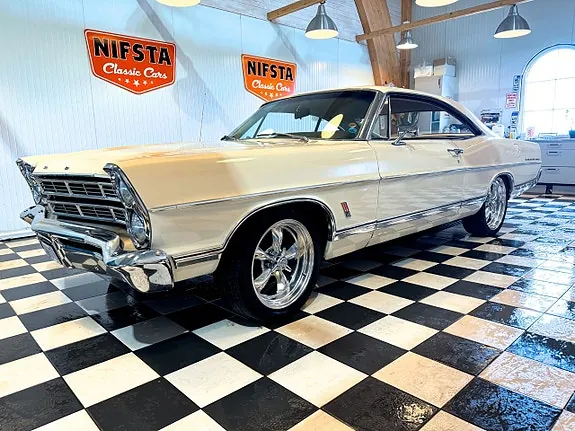 Ford Galaxie 1967 photo 3
