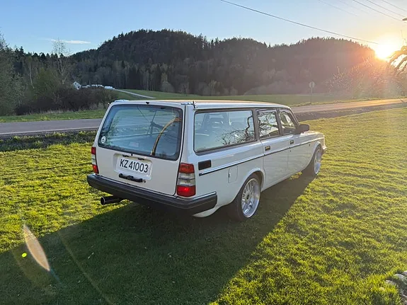 Volvo 240