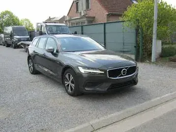 Volvo V60 2019 photo 2