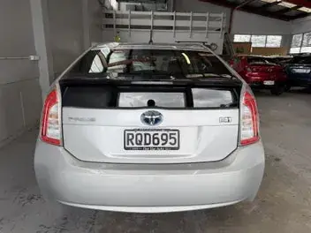 Toyota Prius 2012 photo 5