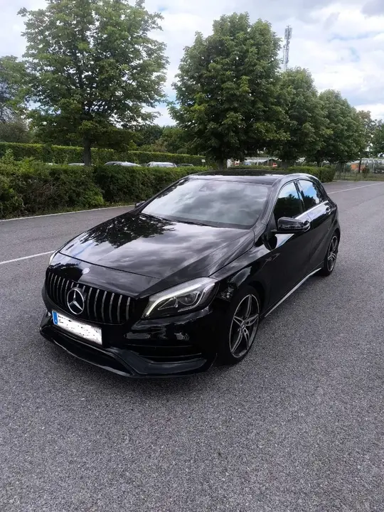 Mercedes-Benz A-Class 2017 photo 2