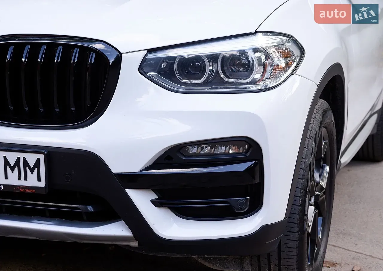 BMW X3 2019 photo 2