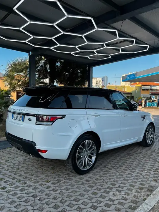 Land Rover Range Rover Sport 2015 photo 4