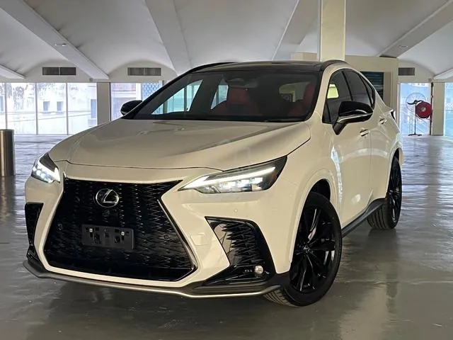 Lexus Nx350