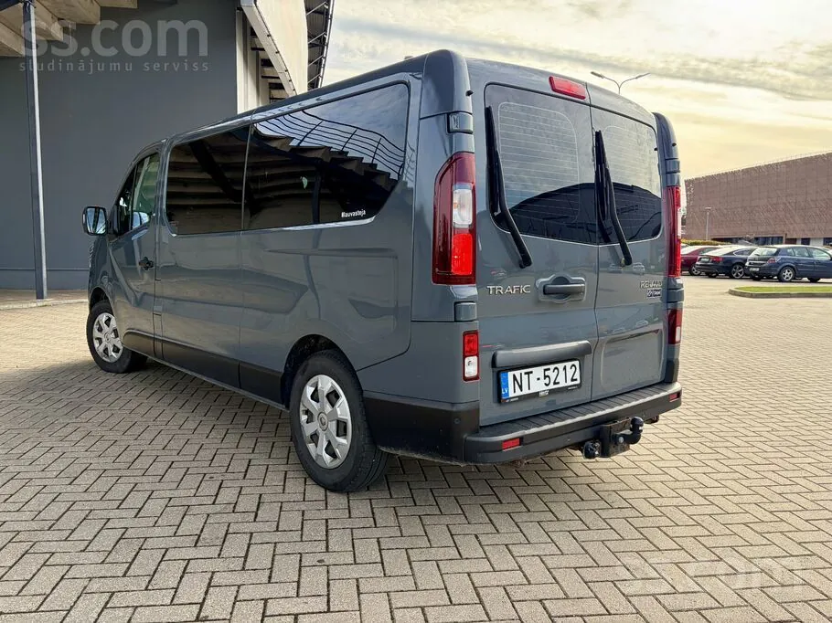 Renault Trafic 2023 photo 3