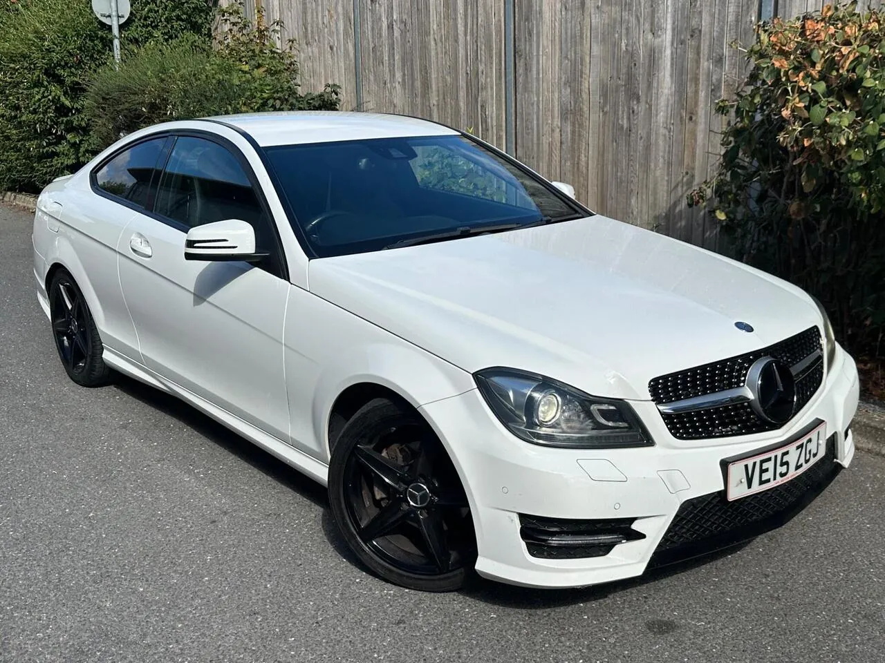 Mercedes-Benz C-Class 2015 photo 2