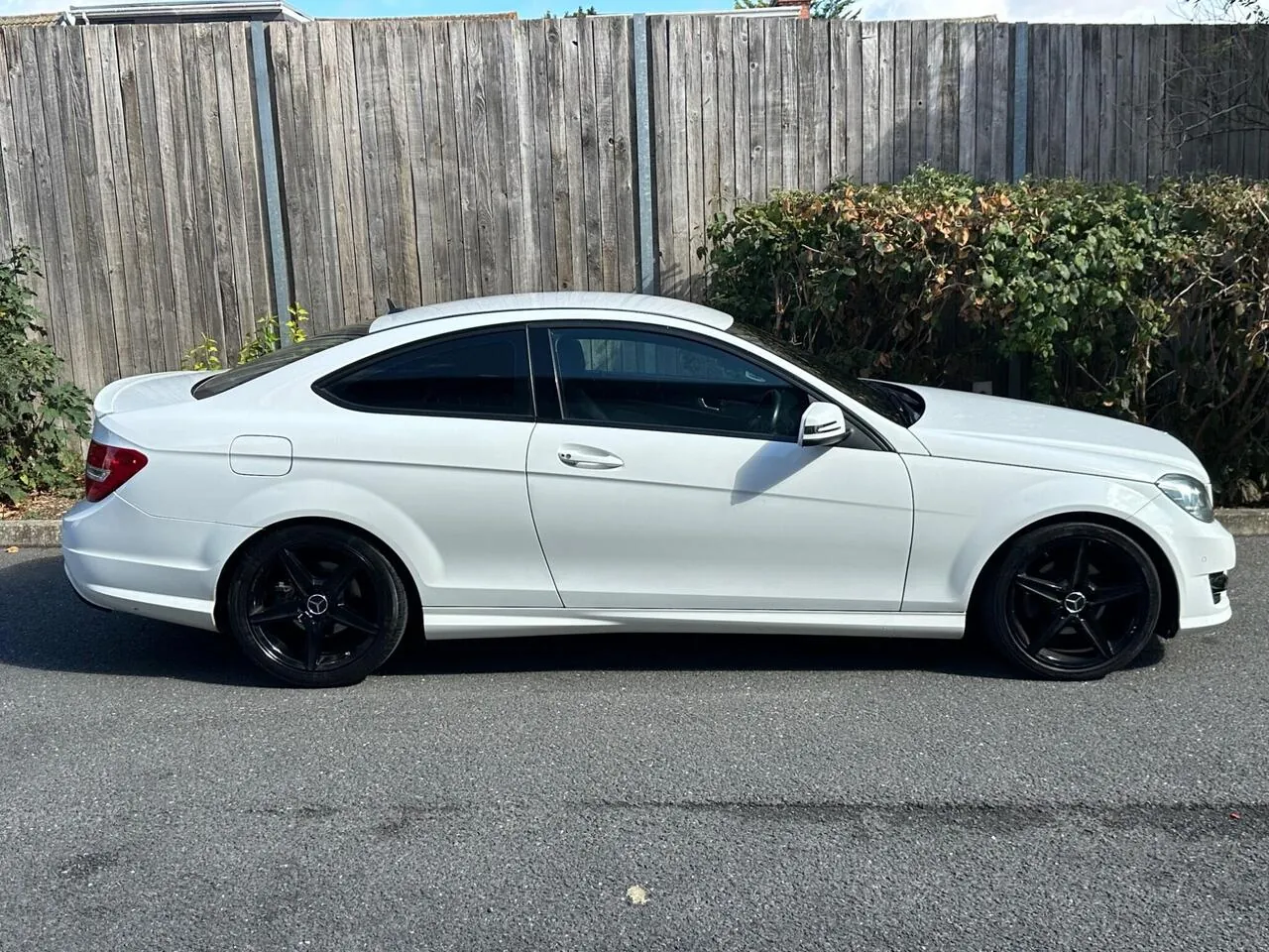 Mercedes-Benz C-Class 2015 photo 4