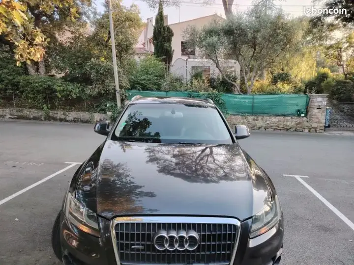 Audi Q5 2011 photo 2