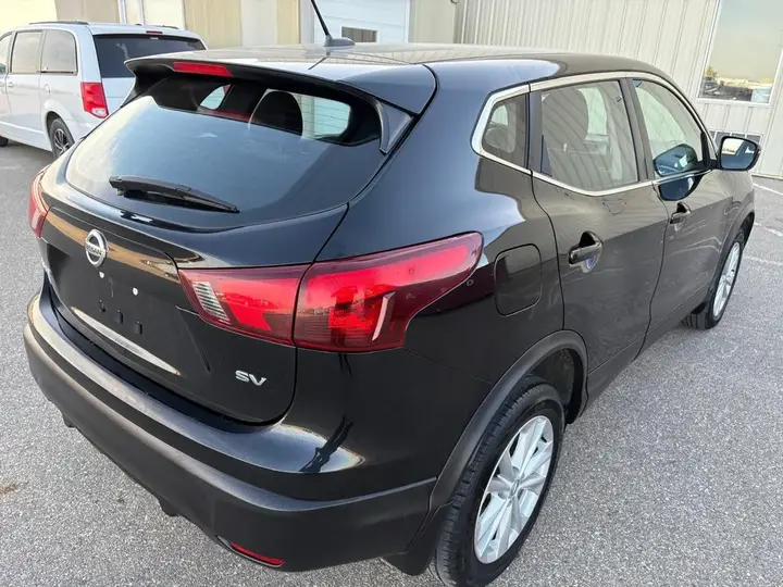 Nissan Qashqai 2017 photo 5