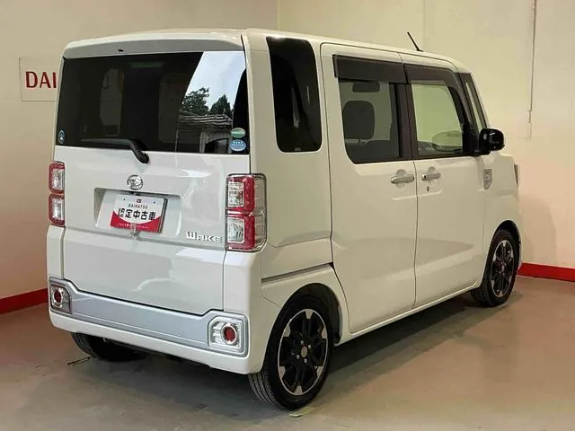Daihatsu Wake 2016 photo 5