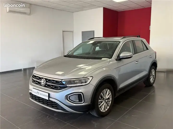 Volkswagen T-Roc 2022 photo 3