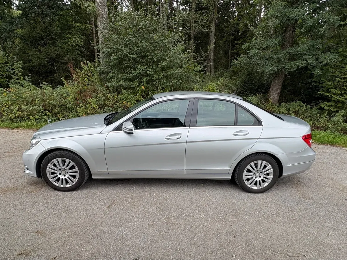 Mercedes-Benz C-Class 2013 photo 3