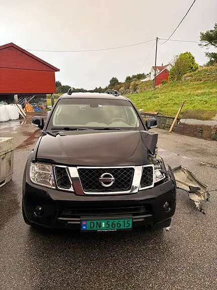 Nissan Pathfinder 2011 photo 3