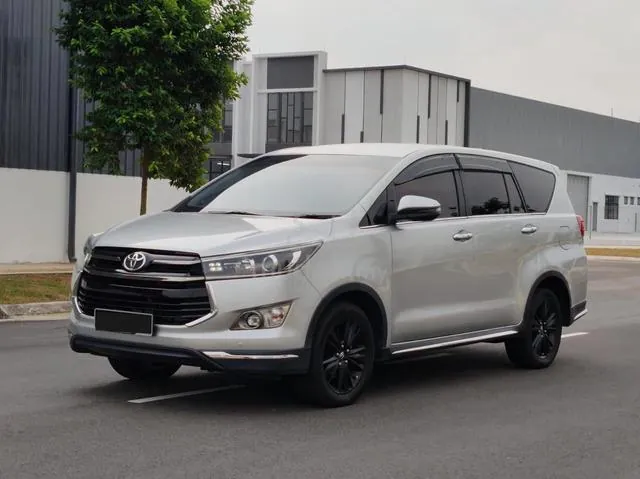 Toyota Innova