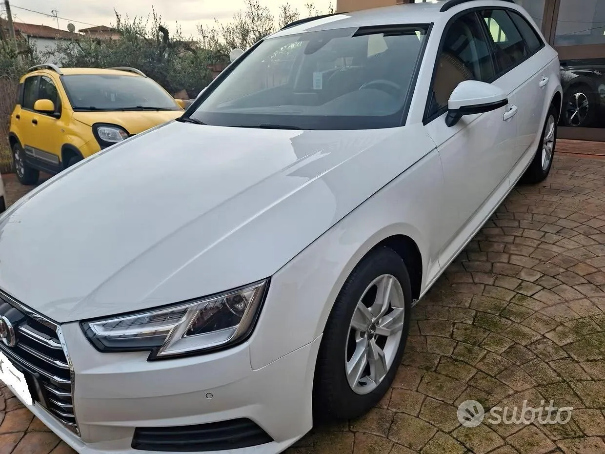 Audi A4 2018 photo 3