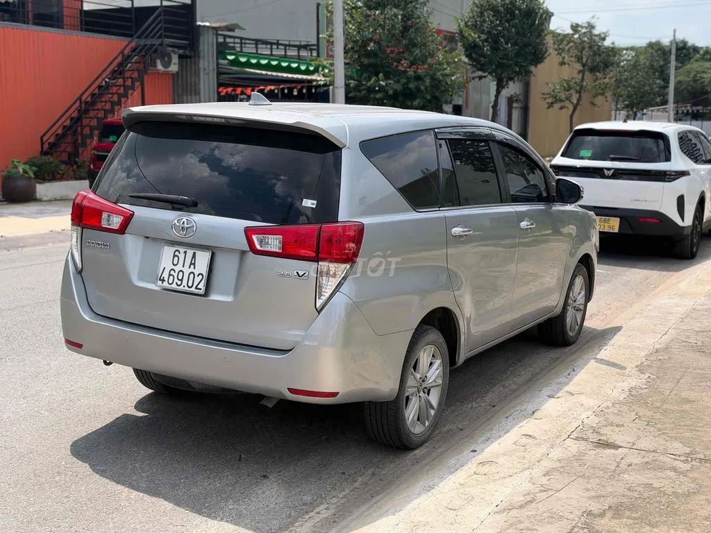 Toyota Innova 2018 photo 5