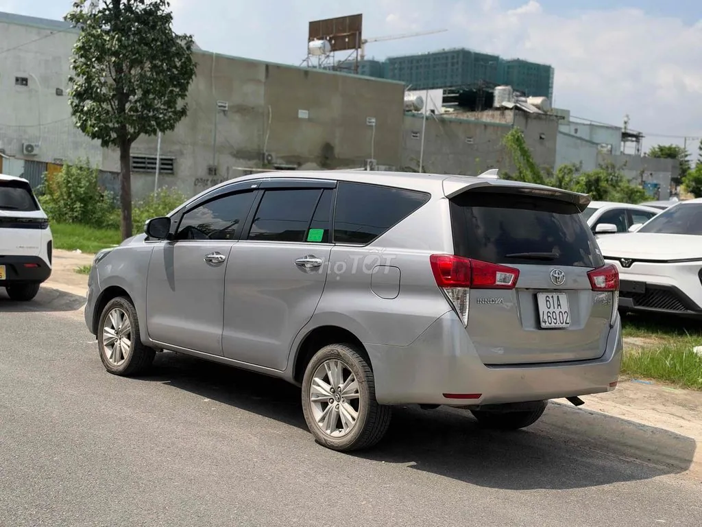 Toyota Innova 2018 photo 4