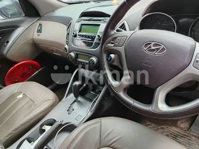 Hyundai Tucson 2012 photo 3