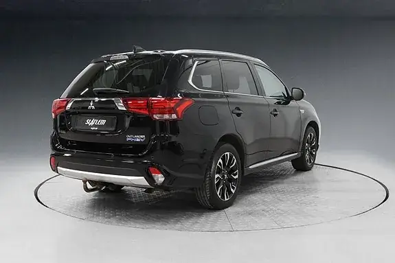 Mitsubishi Outlander 2017 photo 3