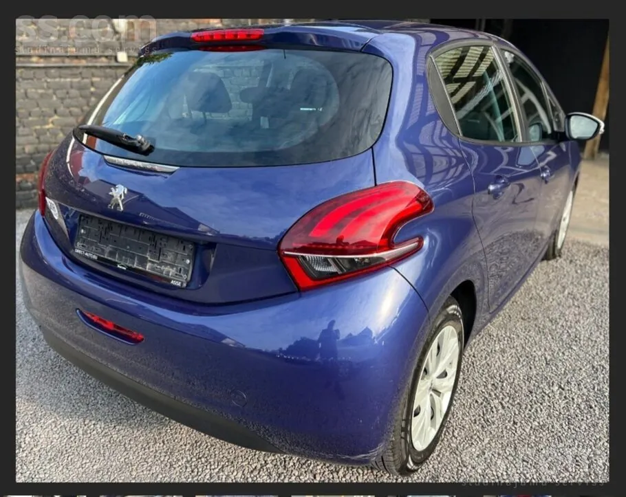 Peugeot 208 2018 photo 4