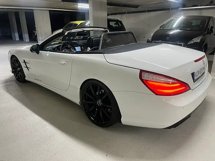 Mercedes-Benz Sl-Class 2012 photo 3